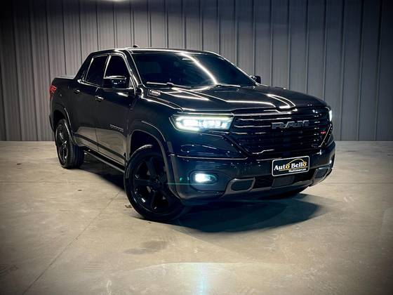RAM RAMPAGE 2.0 HURRICANE 4 TURBO GASOLINA R/T 4X4 AUTOMÁTICO